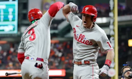 Philadelphia Phillies come back from 5 runs down :
