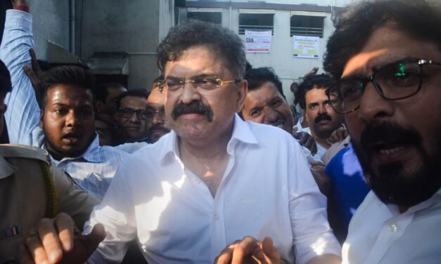 NCP’s Jitendra Awhad says resigning as MLA after second FIR within a week, protests erupt in Mumbra :